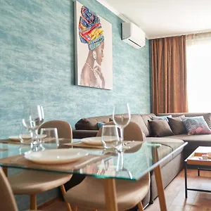Apartment Инфинити, Burgas